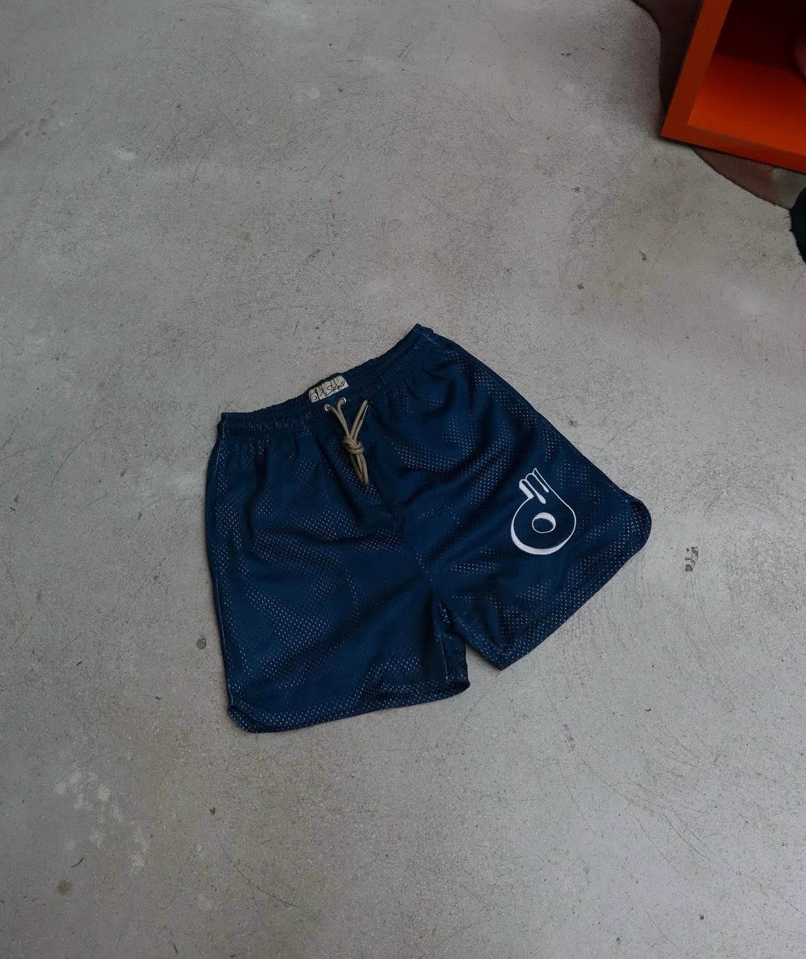 Basic Navy Short