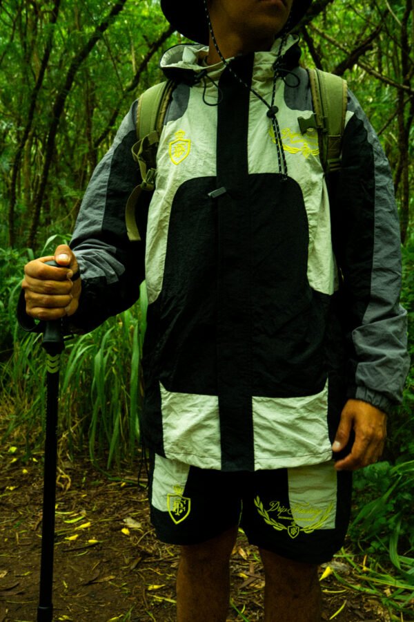 Hiking Jacket Black - Image 2